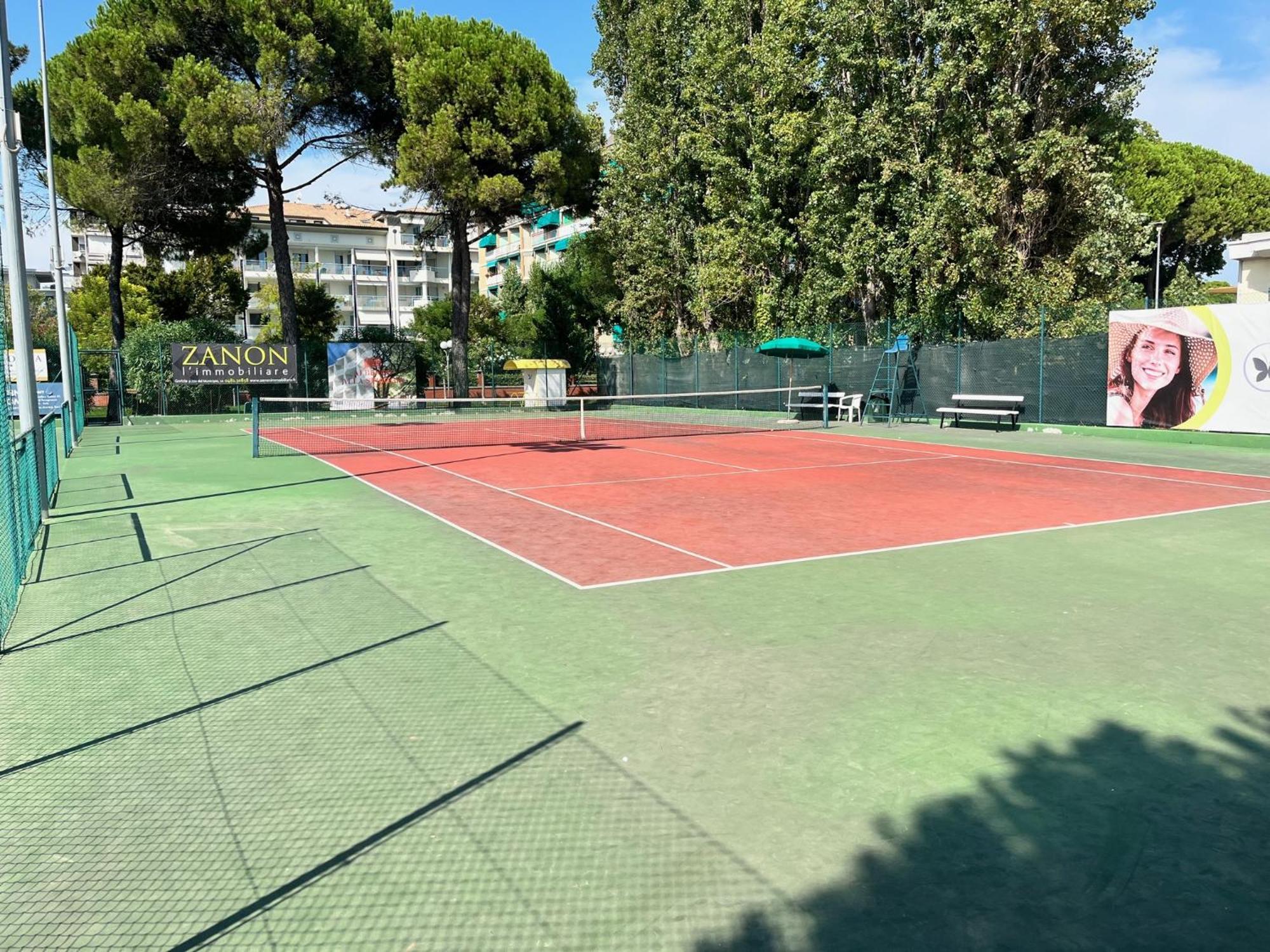 Sunny Home, appartamento in centro e vicino alla spiaggia Grado Esterno foto