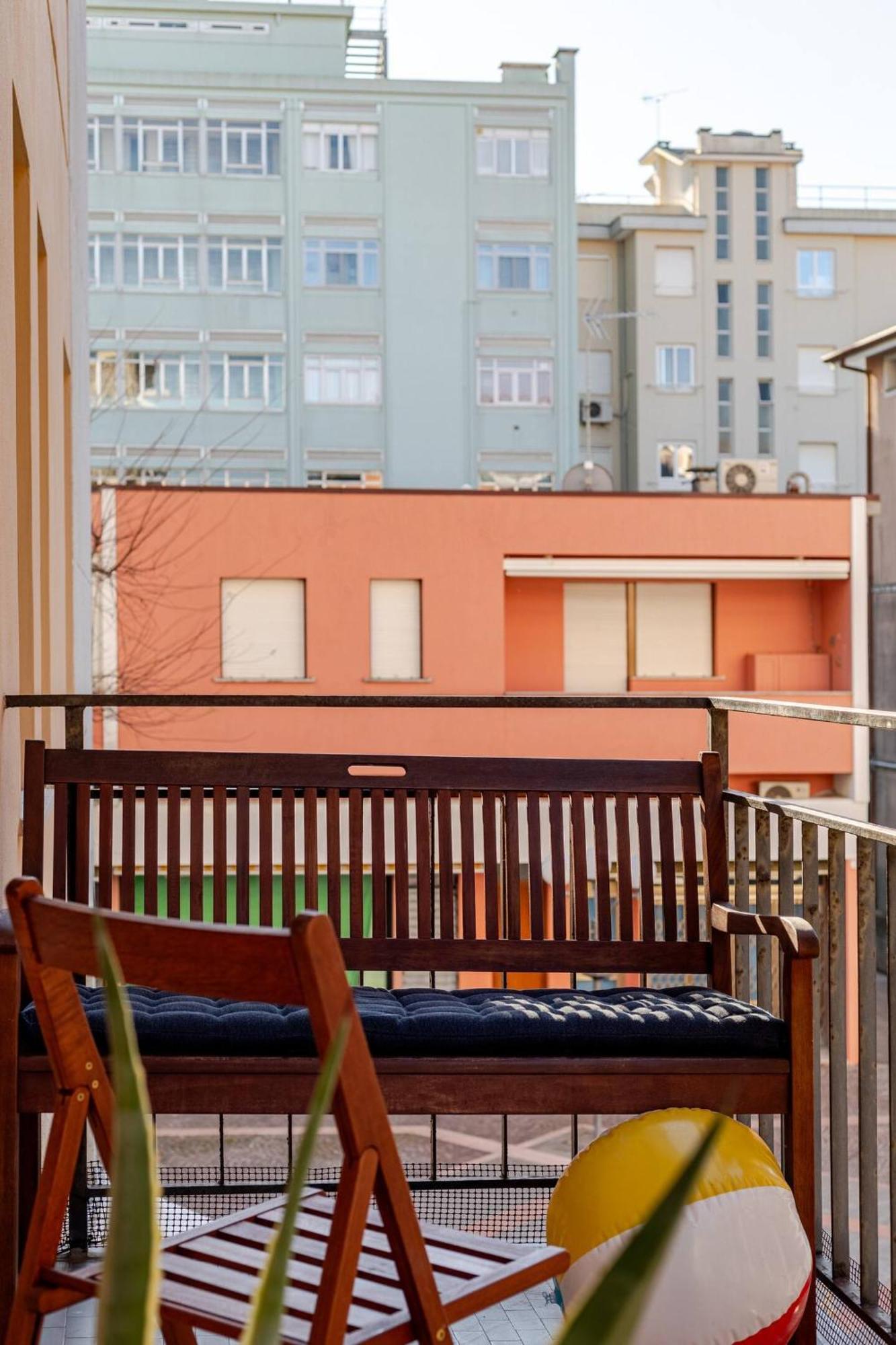 Sunny Home, appartamento in centro e vicino alla spiaggia Grado Esterno foto