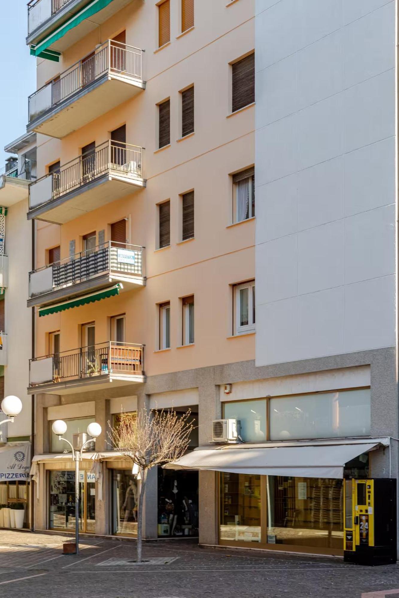 Sunny Home, appartamento in centro e vicino alla spiaggia Grado Esterno foto