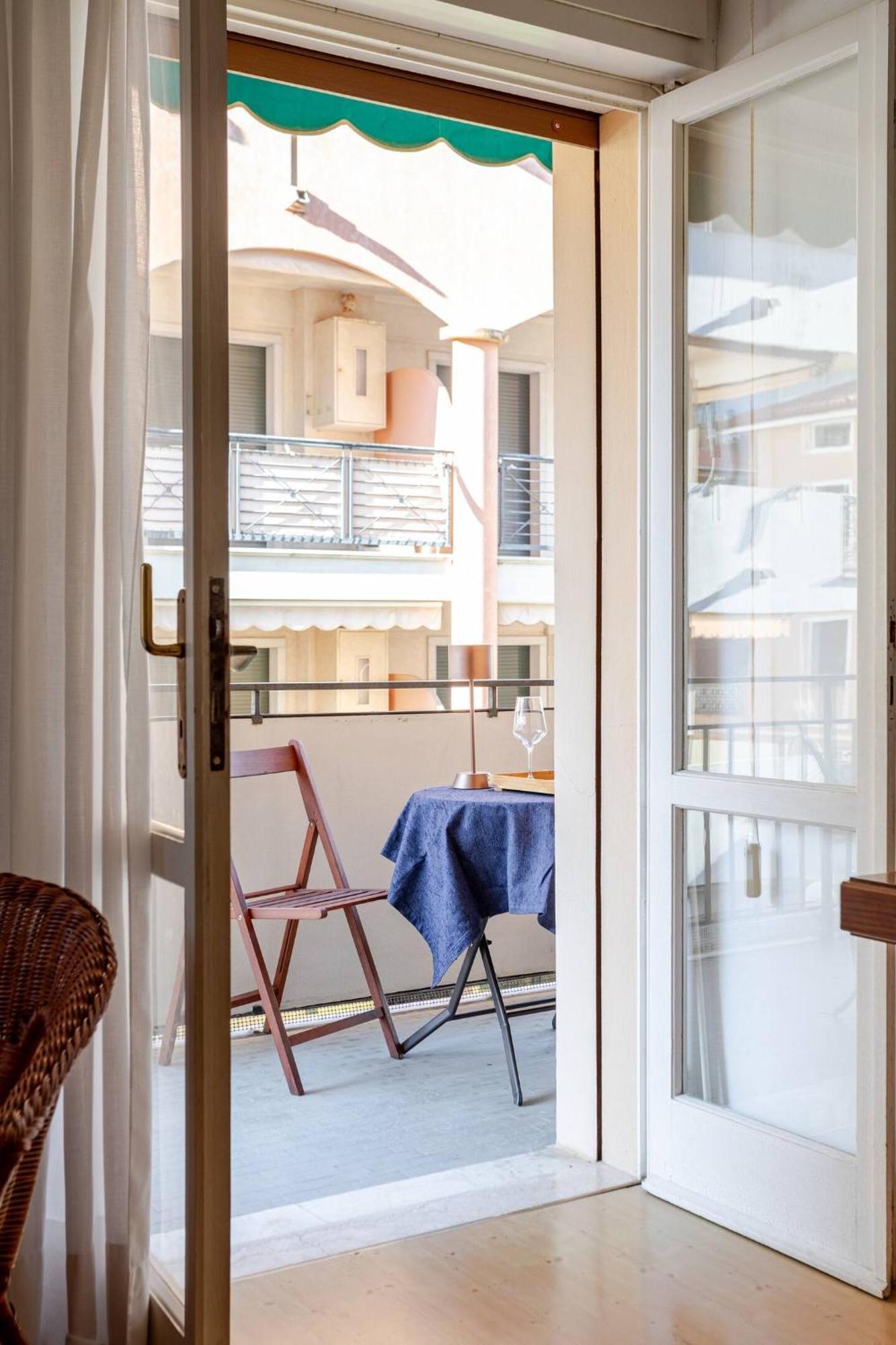 Sunny Home, appartamento in centro e vicino alla spiaggia Grado Esterno foto