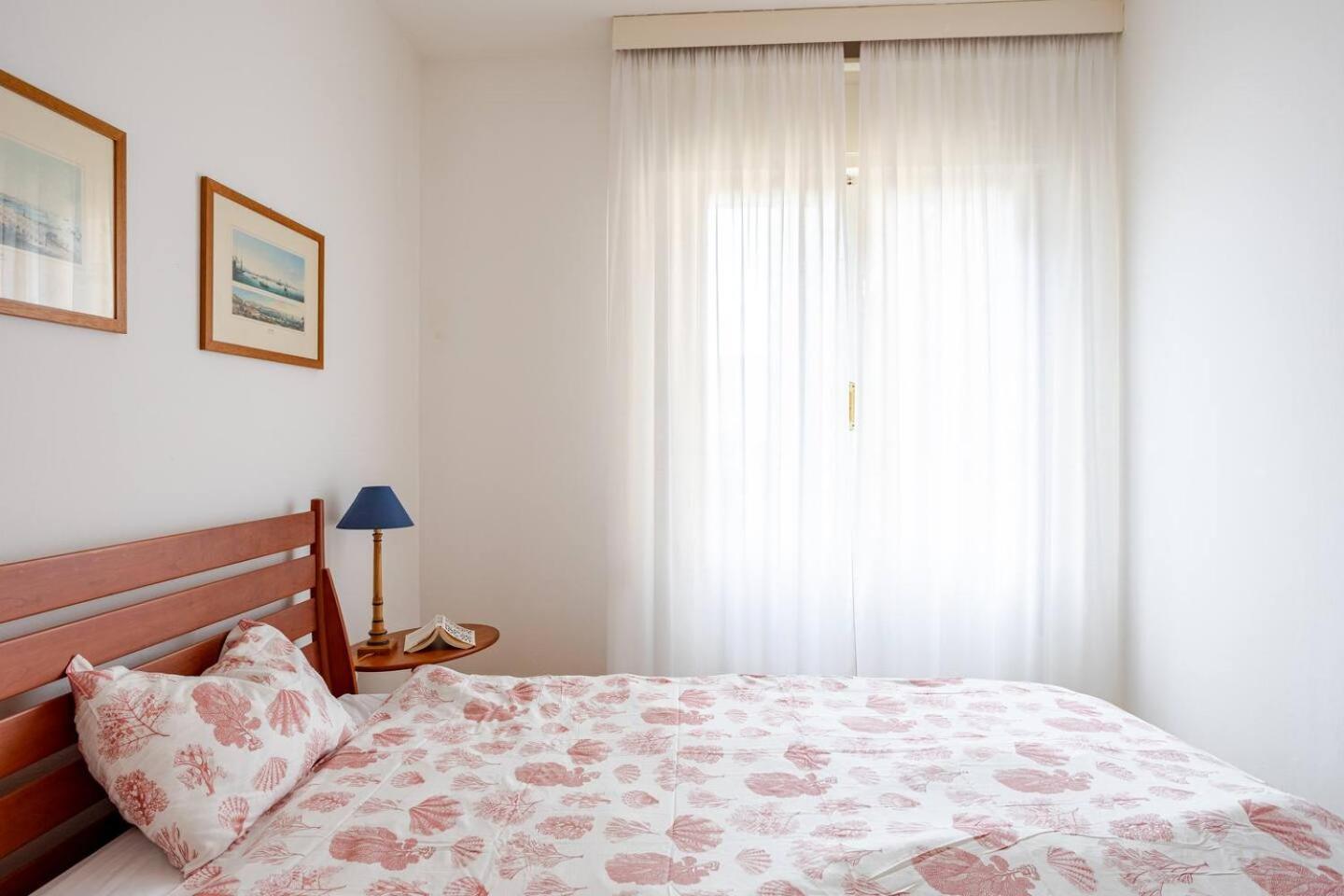 Sunny Home, appartamento in centro e vicino alla spiaggia Grado Esterno foto